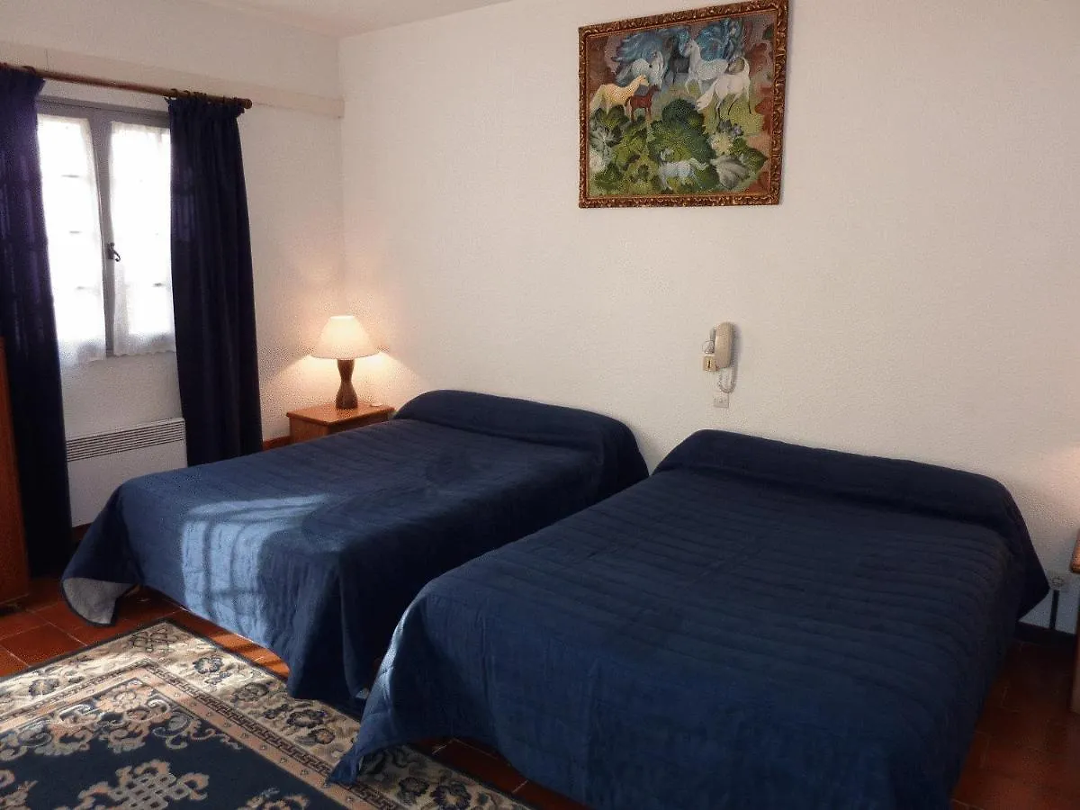 Hotel Longo Mai Arles